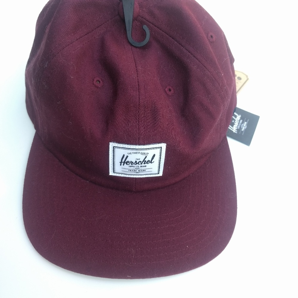 NWT Herschel maroon baseball style adjustable hat